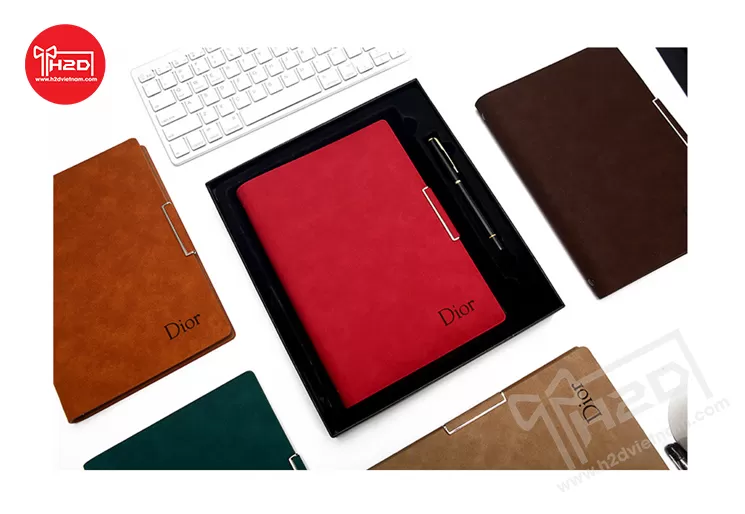 Set sổ Dior kèm bút