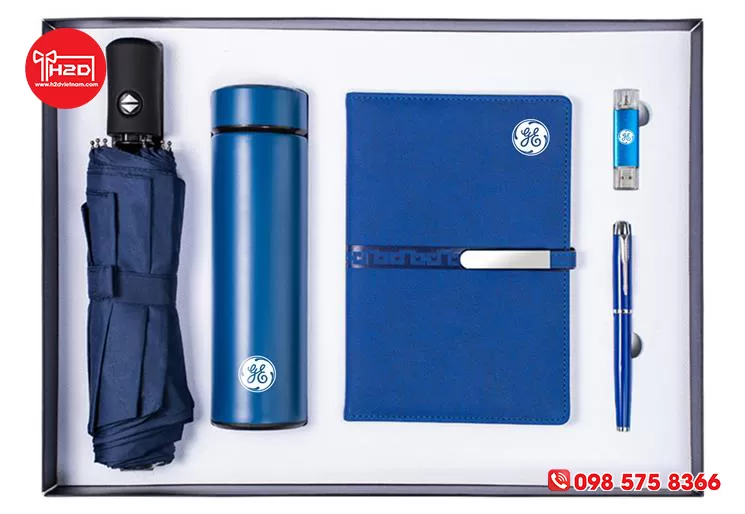 Set bình và ô, sổ bút, usb